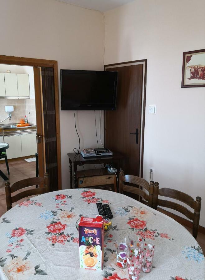 Apartman Juraga Apartment Murter Exterior photo